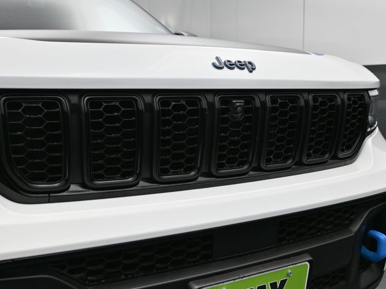 2023 Jeep Grand Cherokee 4xe Trailhawk