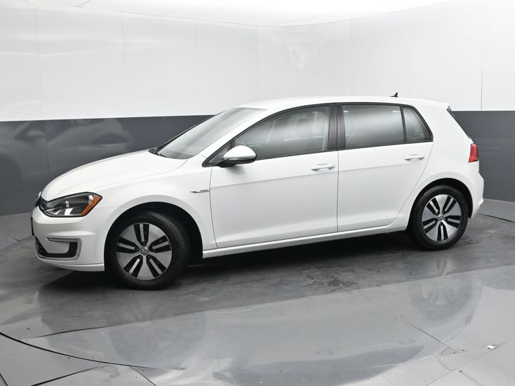 2016 Volkswagen e-Golf SE