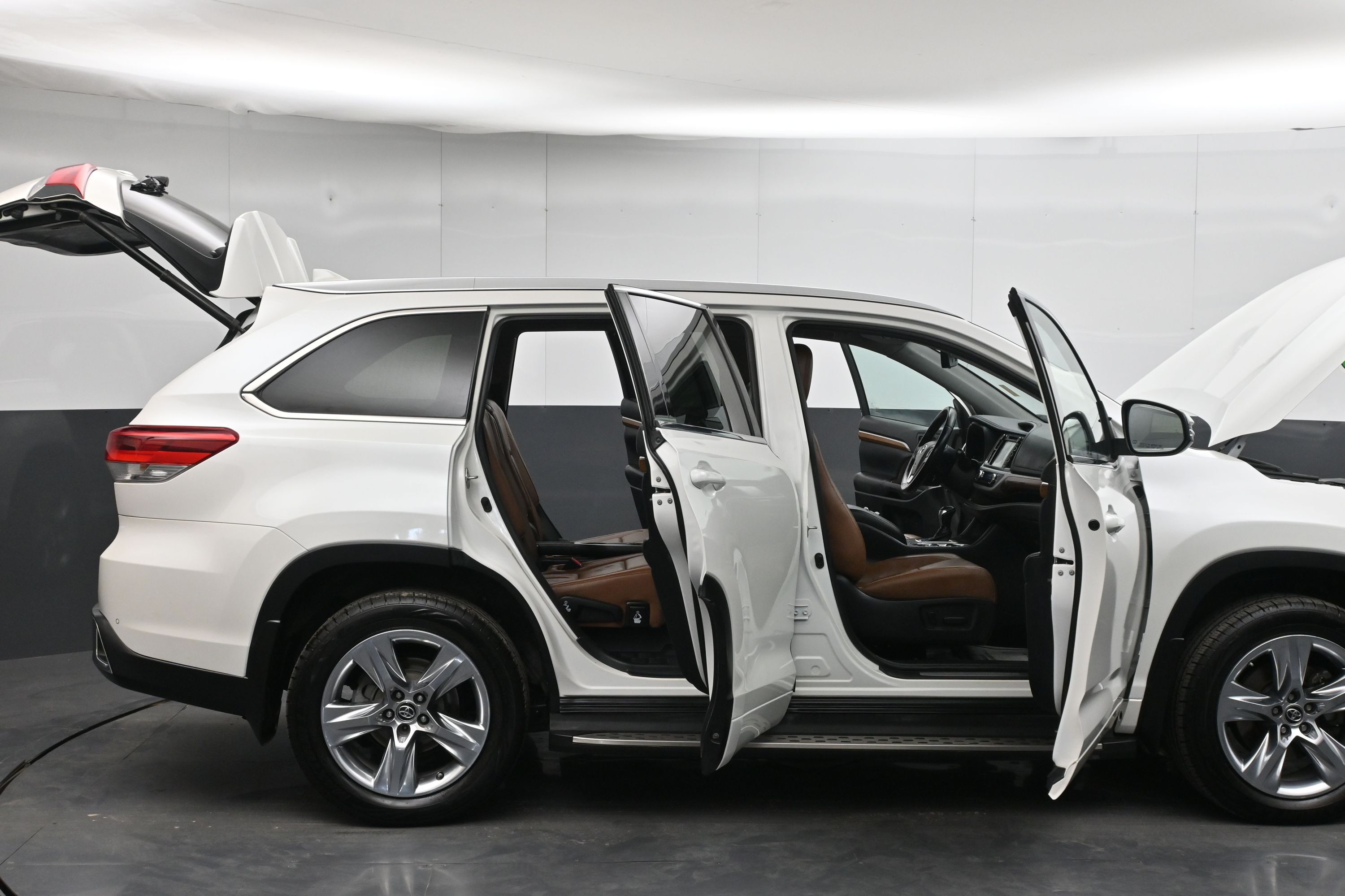 2019 Toyota Highlander Limited - Photo 27