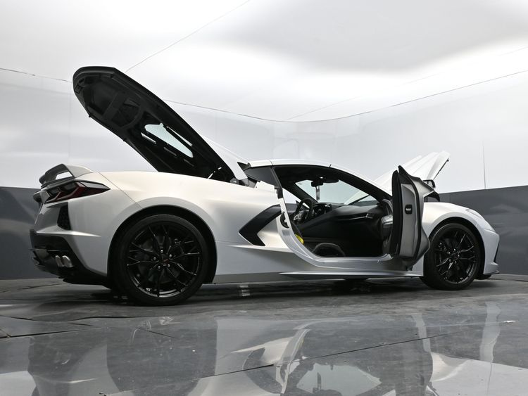 2024 Chevrolet Stingray 2LT