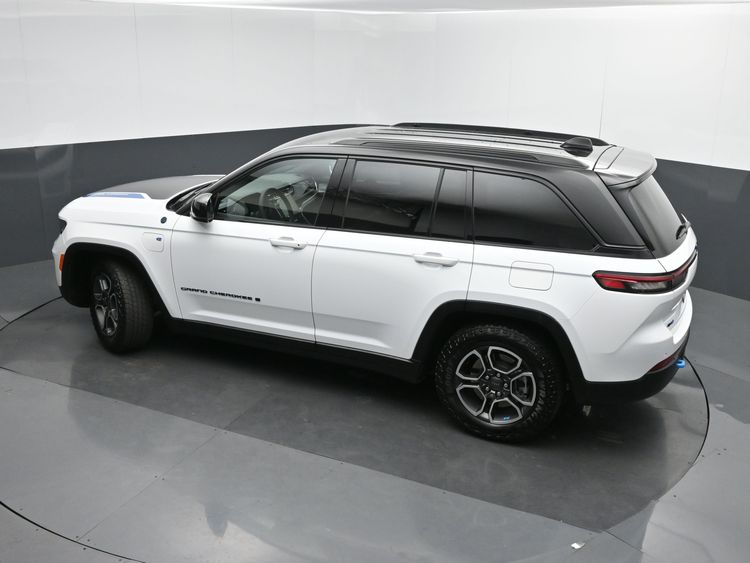 2023 Jeep Grand Cherokee 4xe Trailhawk