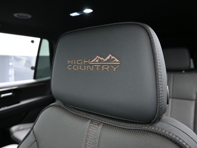 2025 Chevrolet Tahoe 4WD High Country