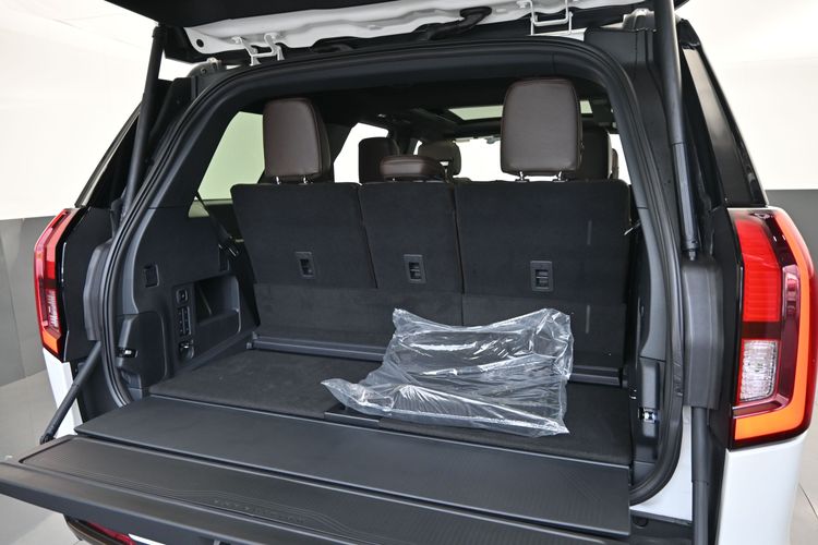 2027 Ford Expedition King Ranch