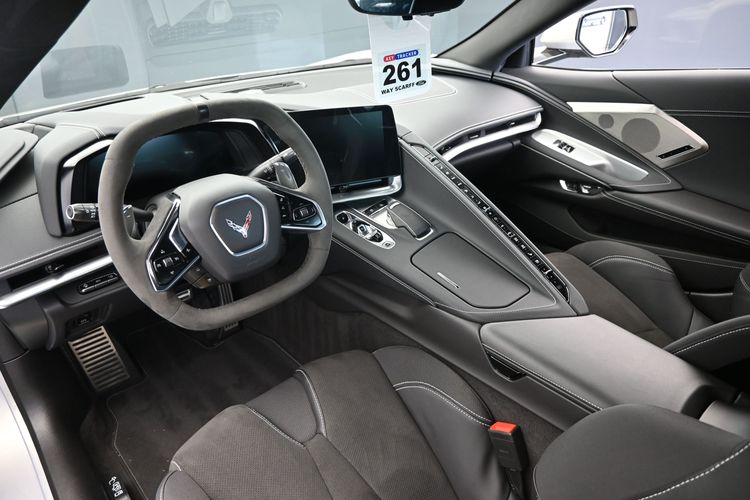 2024 Chevrolet Stingray 2LT