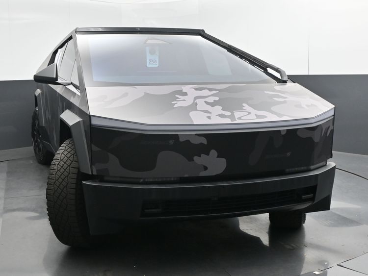 2024 Tesla Cybertruck Cyberbeast