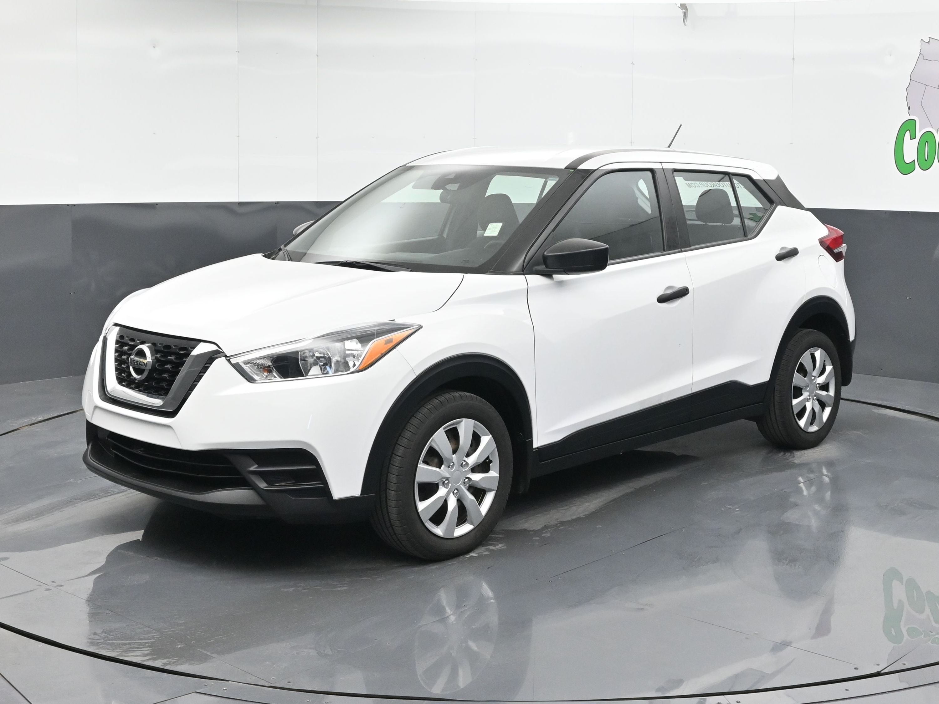 Used 2020 Nissan Kicks S White 3N1CP5BV6LL536489