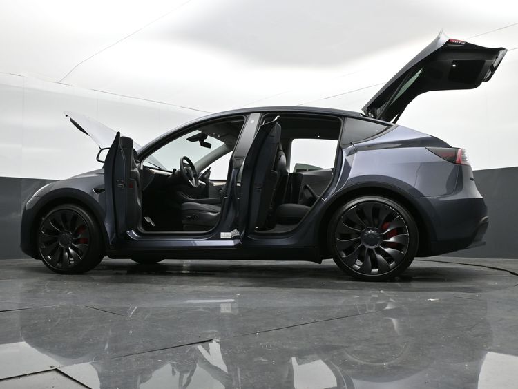 2022 Tesla Model Y Performance Dual Motor All-Wheel Drive