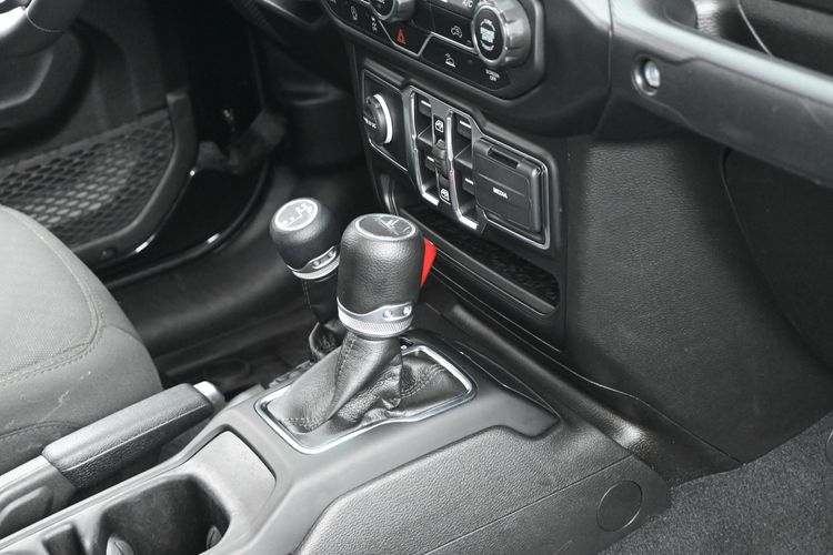 2022 Jeep Gladiator Willys 4x4