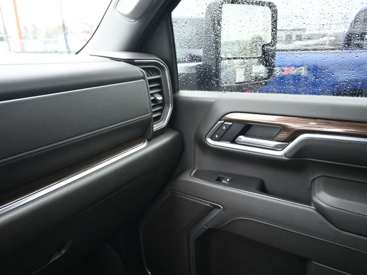 2025 Chevrolet Silverado 3500HD LT