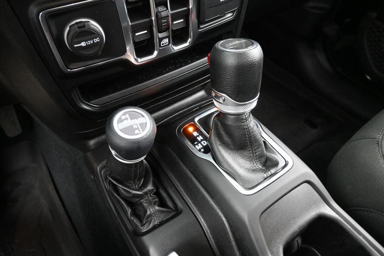 2022 Jeep Gladiator Willys 4x4
