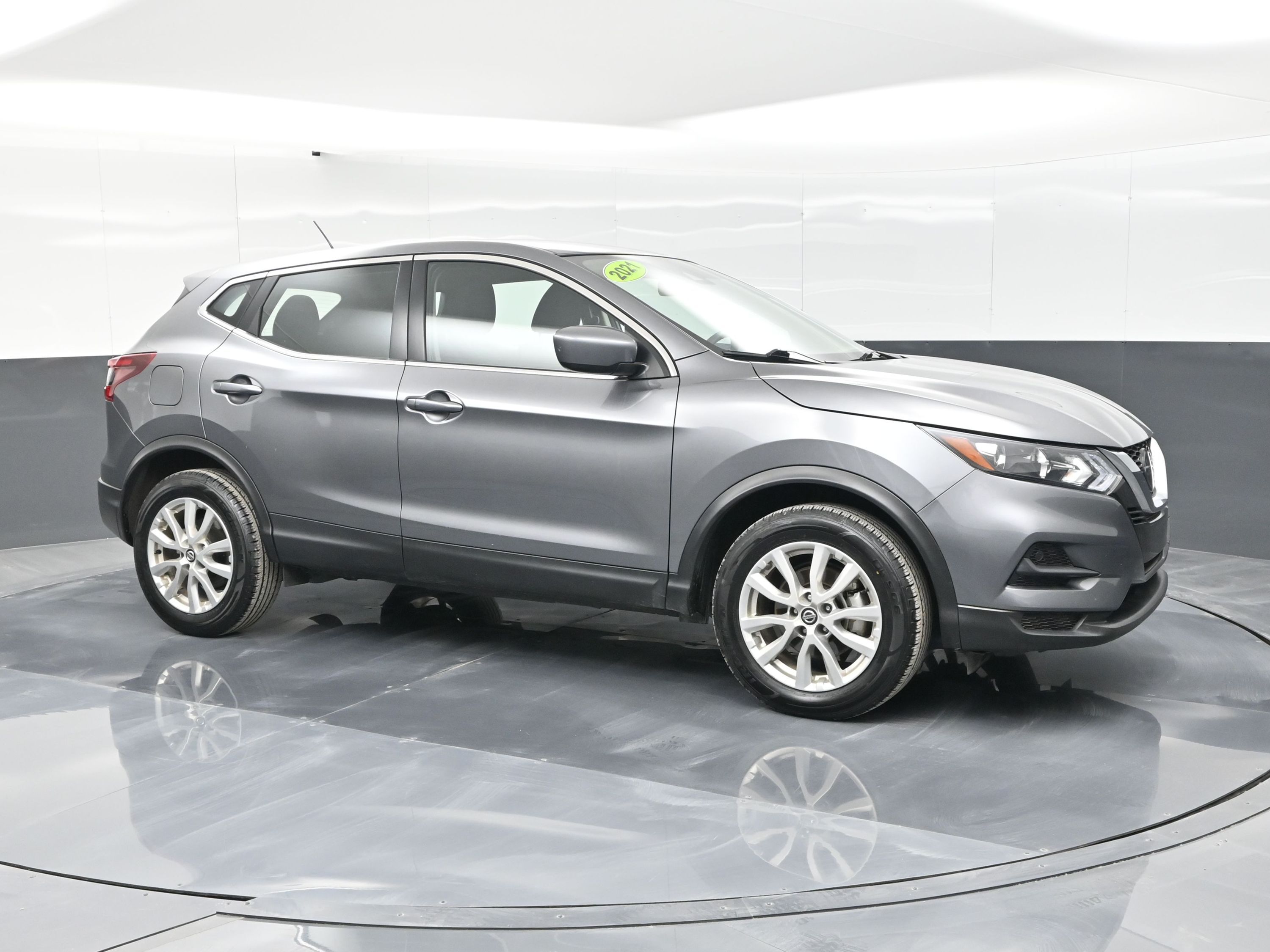 2021 Nissan Rogue Sport S - Photo 12