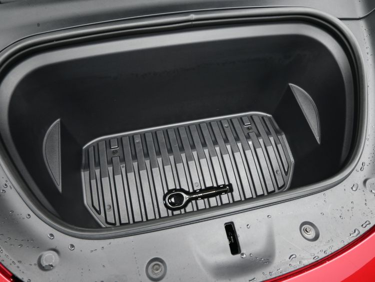 2022 Tesla Model Y Performance Dual Motor All-Wheel Drive