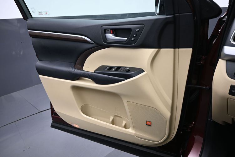 2014 Toyota Highlander Limited Platinum V6