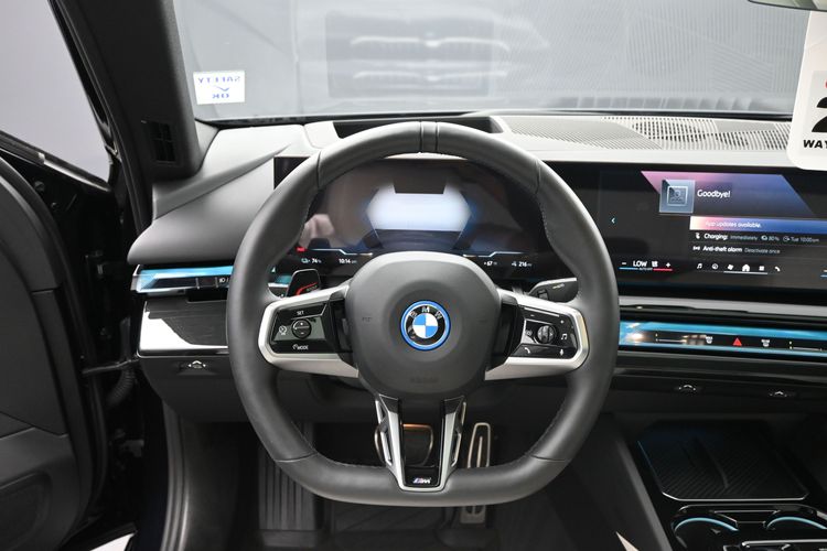 2025 BMW i5 Sedan xDrive40