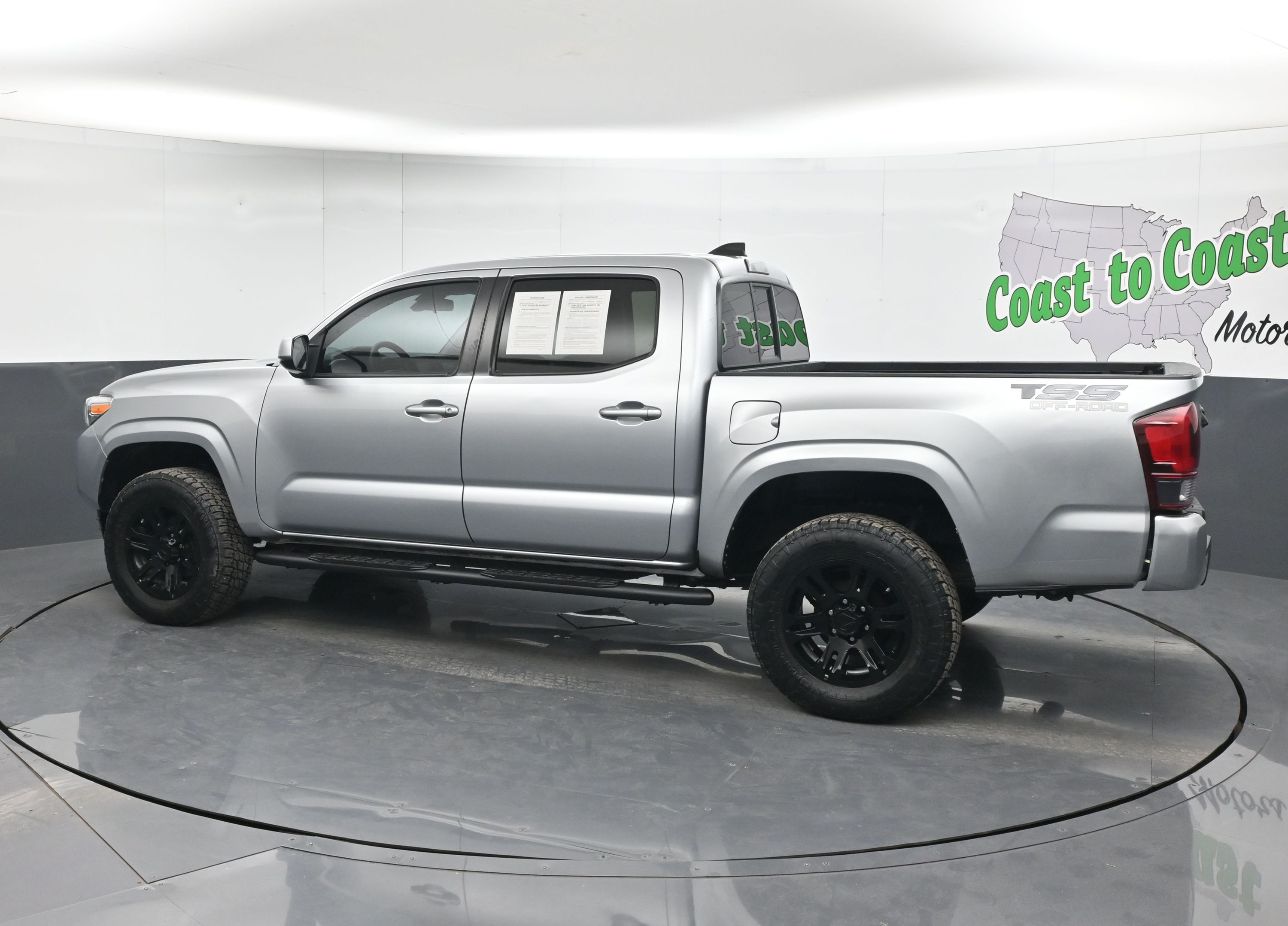 2022 Toyota Tacoma SR5 photo 4