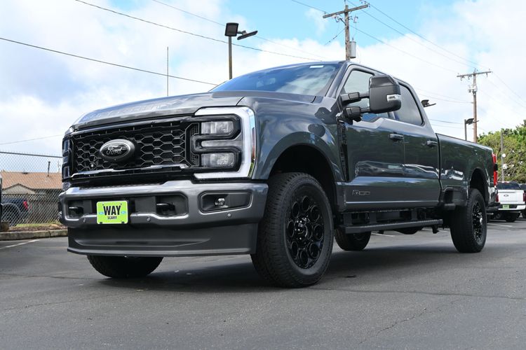 2026 Ford F-350 Super Duty LARIAT