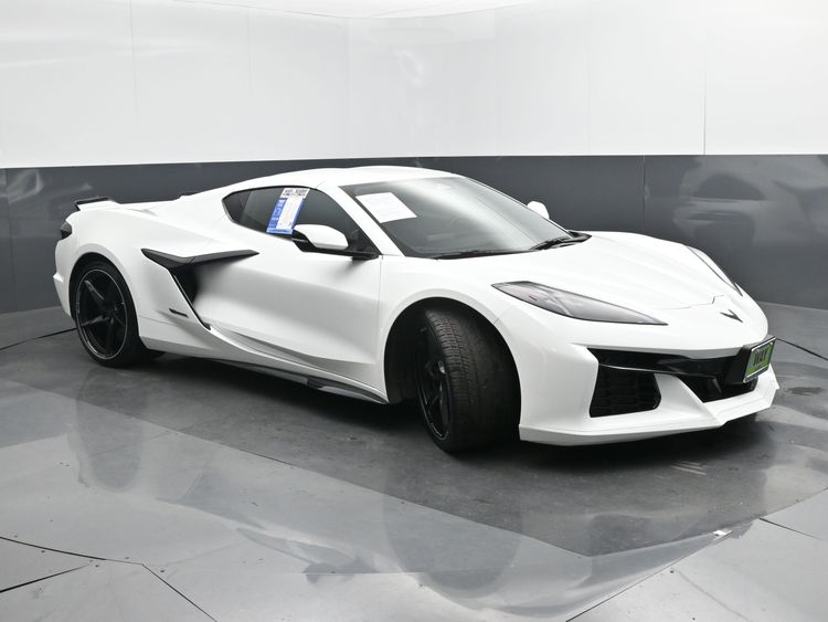 2024 Chevrolet Corvette E-Ray RWD Coupe 3LZ