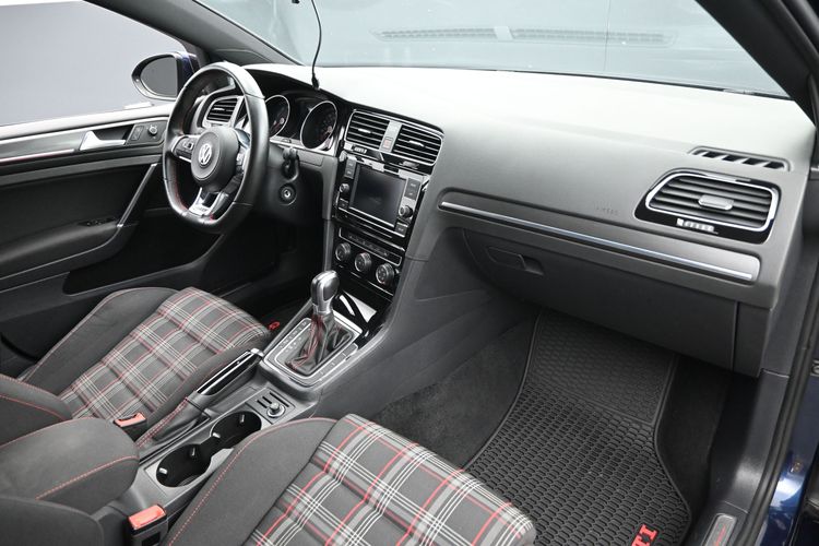 2018 Volkswagen Golf GTI 2.0T S