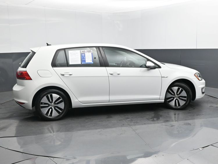2016 Volkswagen e-Golf SE