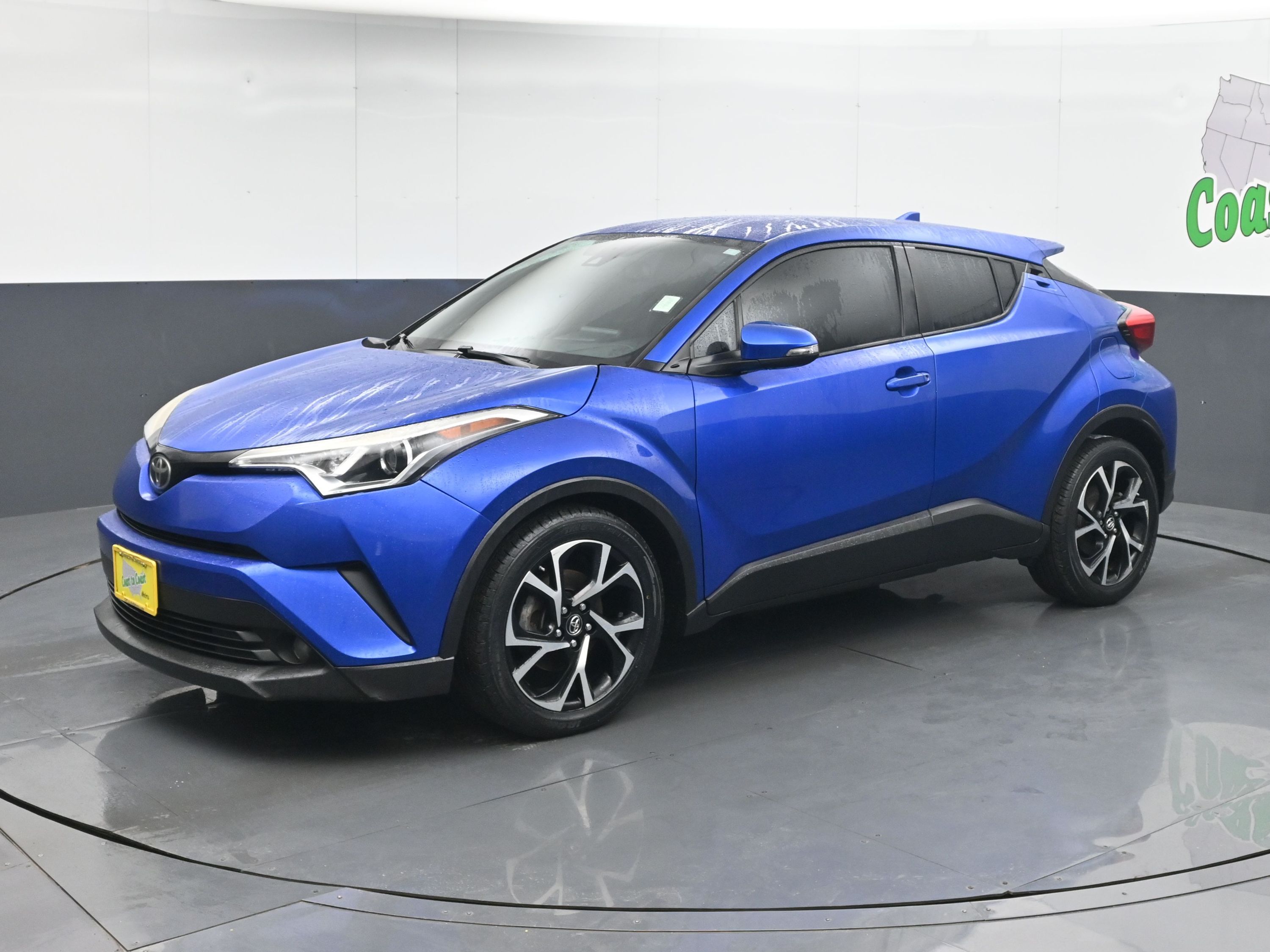 2018 Toyota C-HR XLE Premium's photo