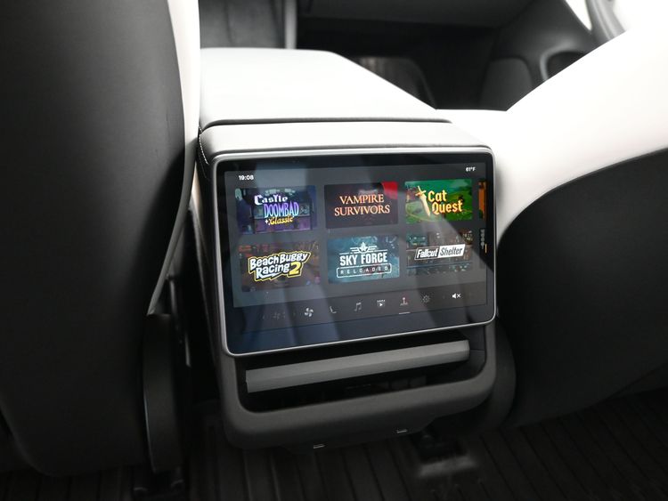 2025 Tesla Model 3 Long Range Rear-Wheel Drive