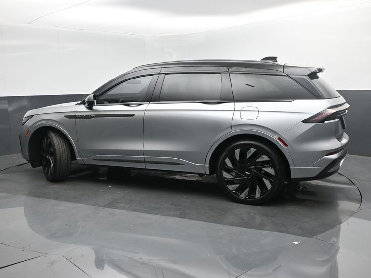 2024 Lincoln Nautilus Black Label