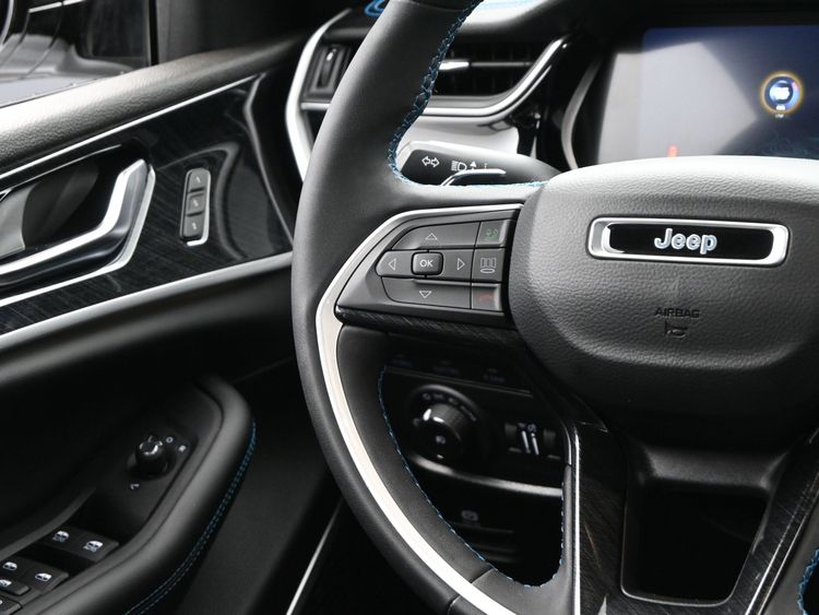 2023 Jeep Grand Cherokee 4xe Trailhawk