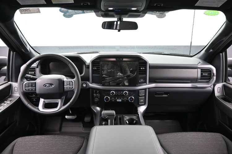 2026 Ford F-350 Super Duty LARIAT