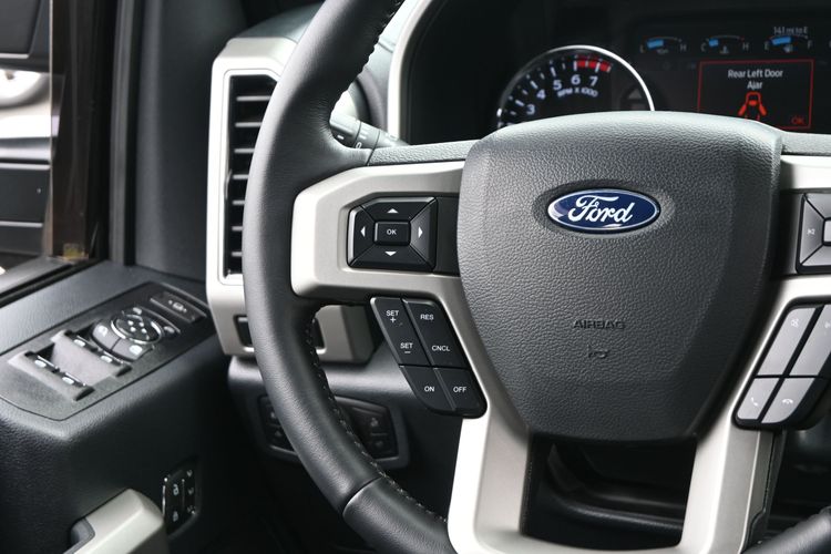 2022 Ford F-250 Super Duty LARIAT