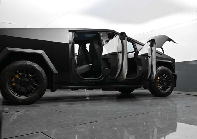 2024 Tesla Cybertruck All-Wheel Drive