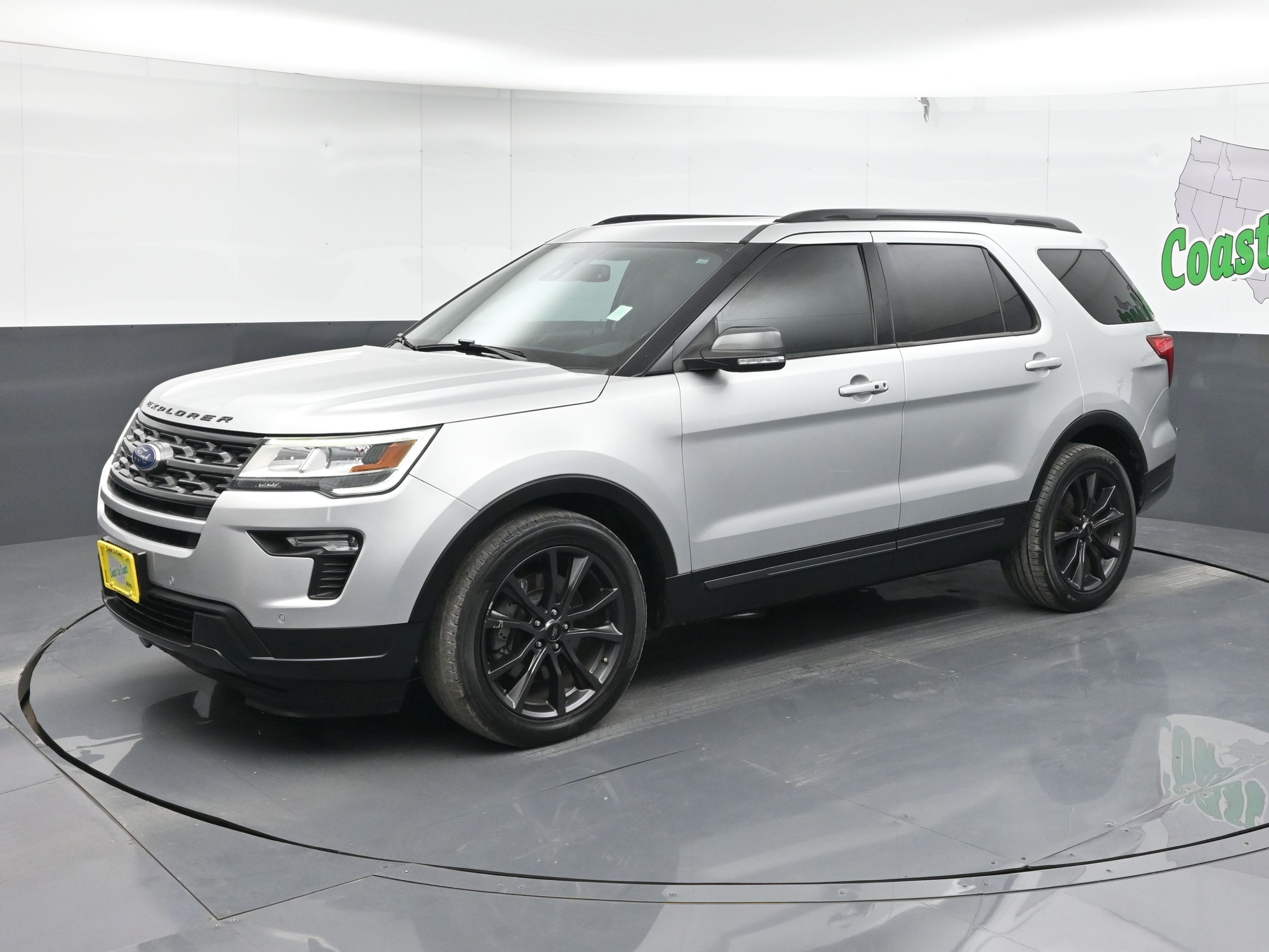 Used 2019 Ford Explorer XLT FWD Silver 1FM5K7D81KGB07055