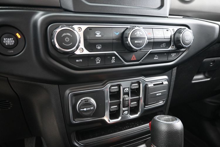 2022 Jeep Gladiator Willys 4x4