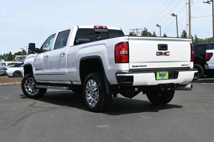 2018 GMC Sierra 2500HD Denali
