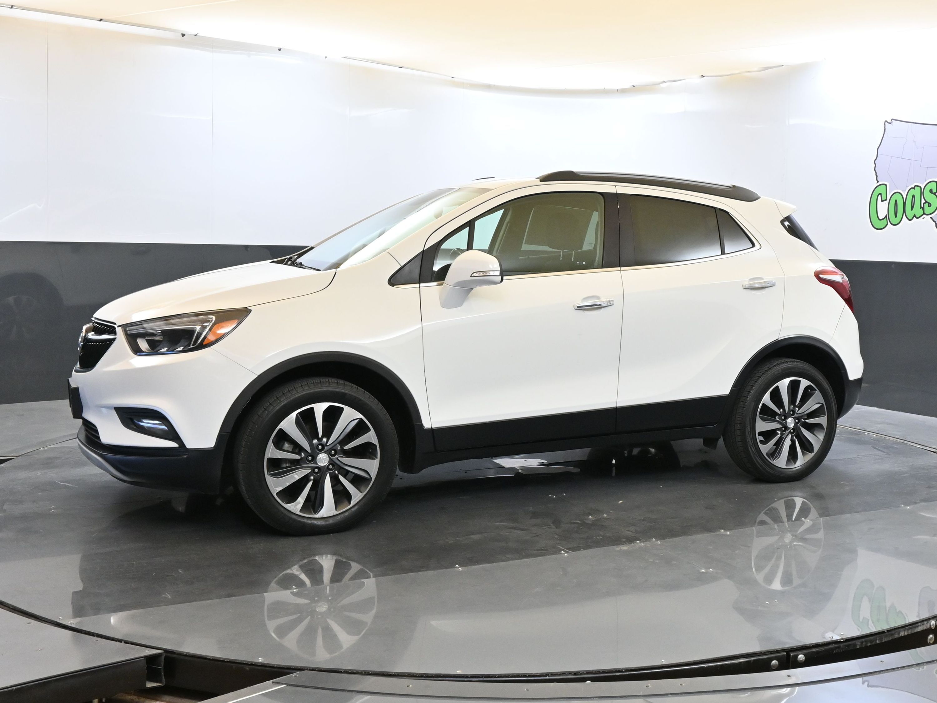 2019 Buick Encore Essence photo 2