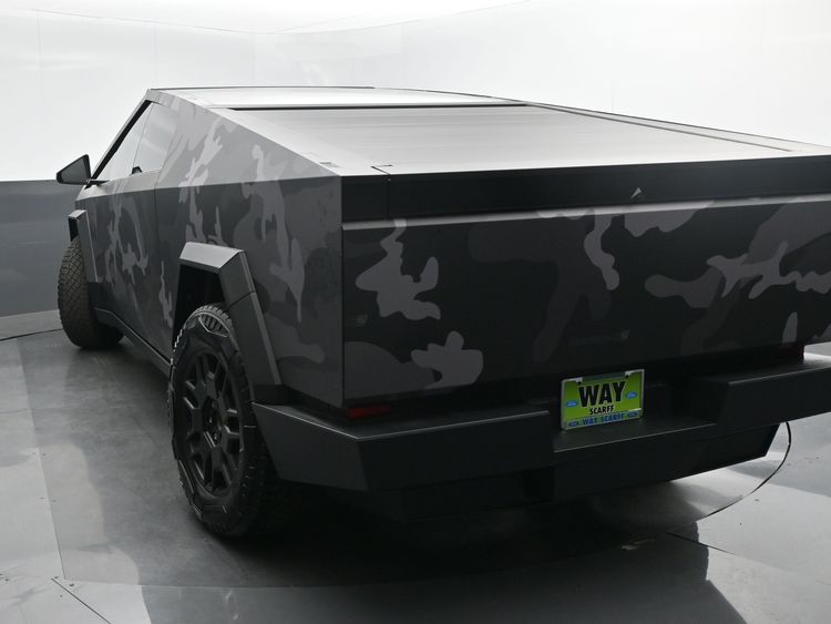 2024 Tesla Cybertruck Cyberbeast