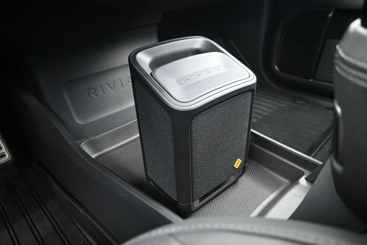 2022 Rivian R1T Launch Edition