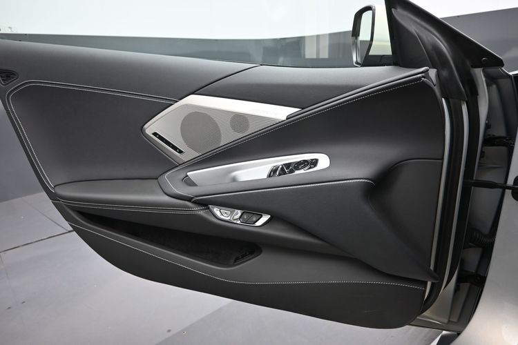 2024 Chevrolet Stingray 2LT