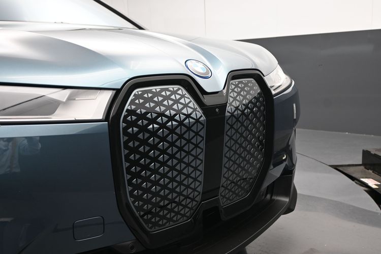 2023 BMW iX xDrive50