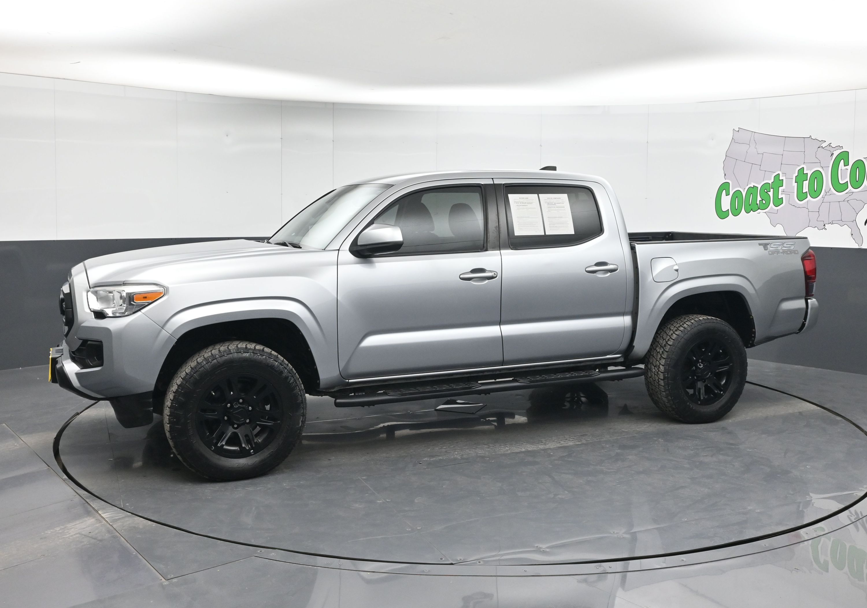 2022 Toyota Tacoma SR5 photo 3