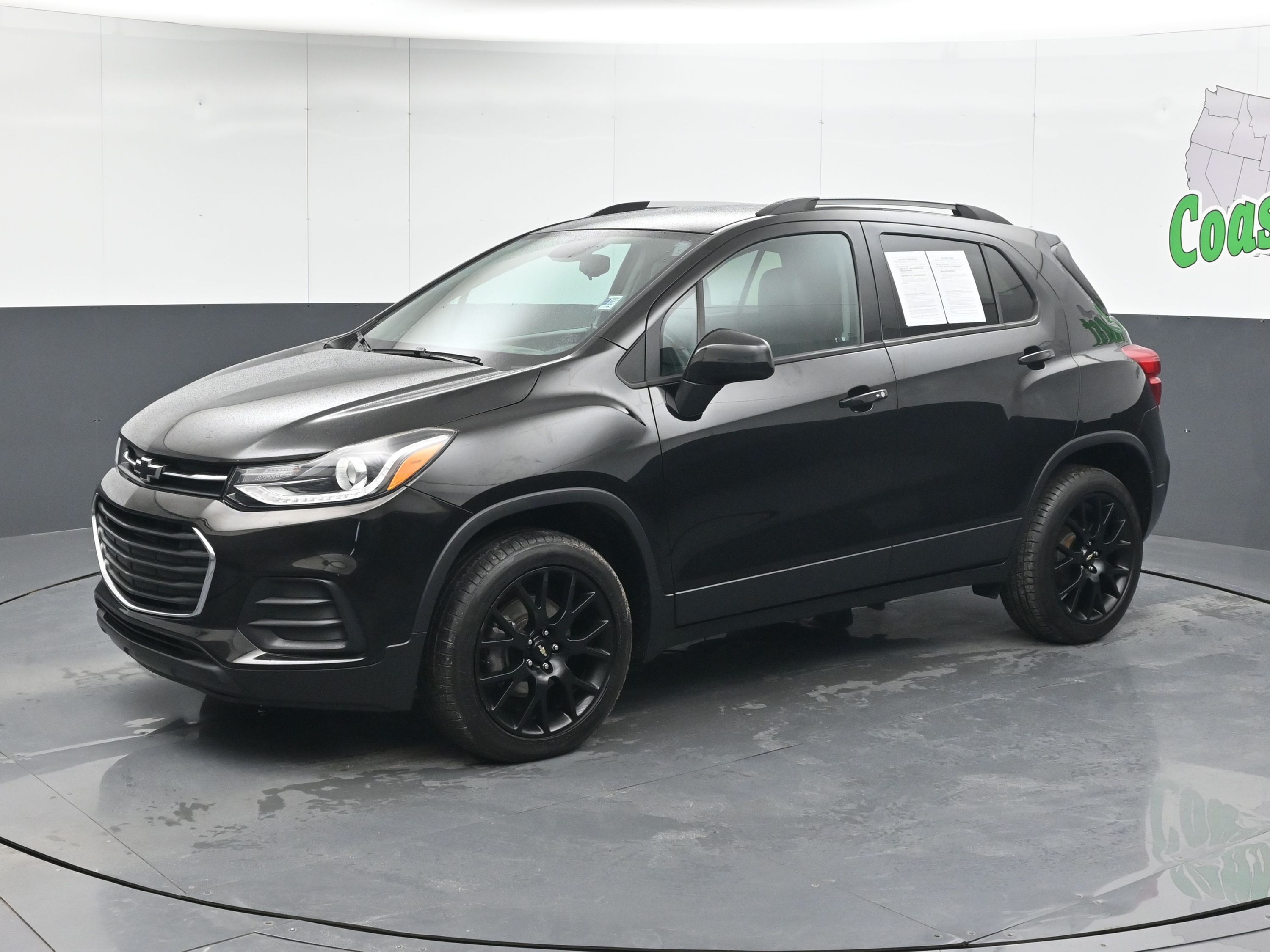 2022 Chevrolet Trax LT's photo