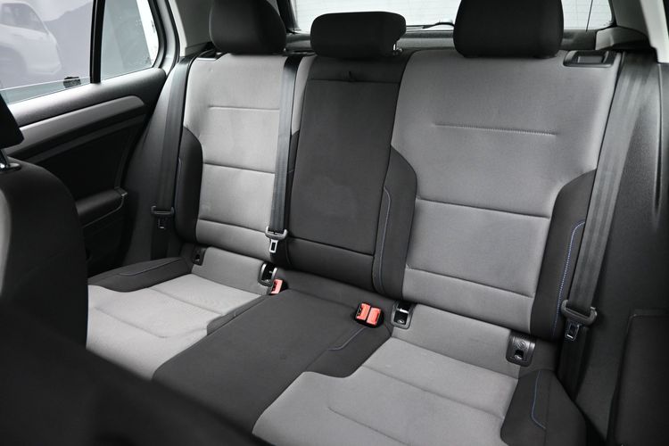 2016 Volkswagen e-Golf SE