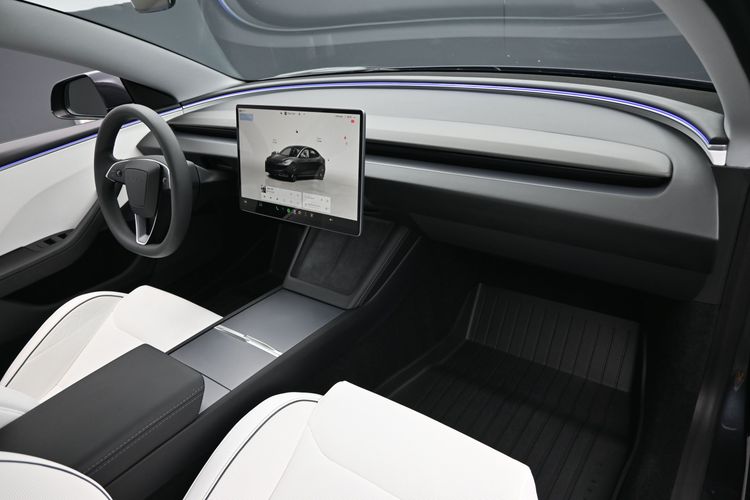 2024 Tesla Model 3 Performance All-Wheel Drive