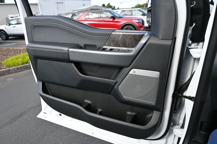 2024 Ford F-250 Super Duty LARIAT