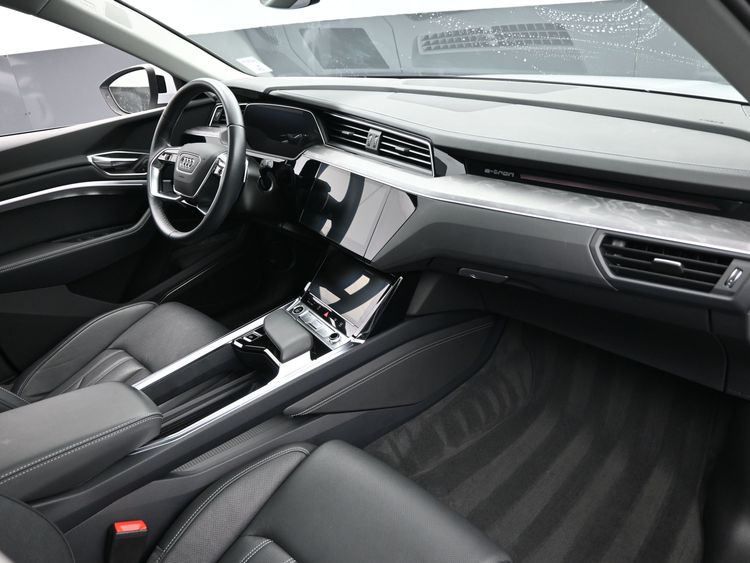 2024 Audi Q8 e-tron Prestige quattro