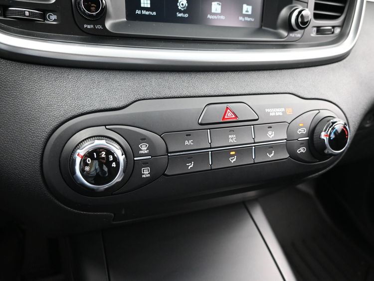 2020 Kia Sorento 3.3L LX