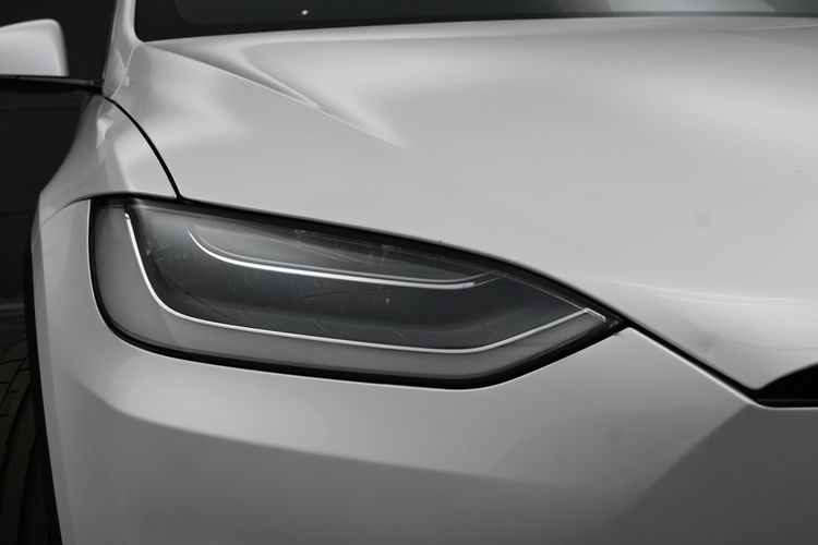 2022 Tesla Model X Plaid Tri Motor All-Wheel Drive