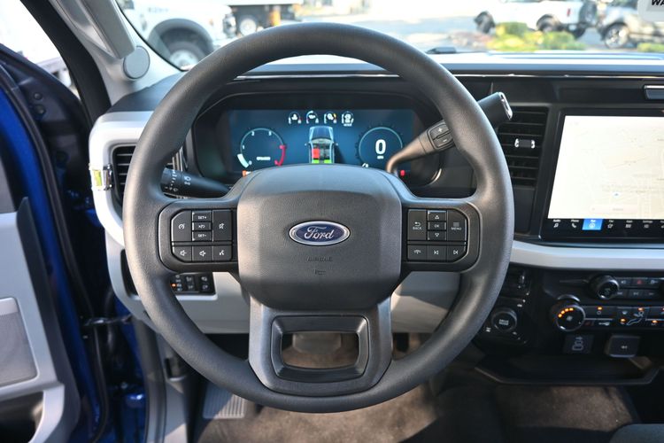 2026 Ford F-350 Super Duty XLT