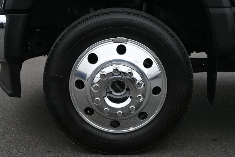 2024 Ford F-550 Chassis XLT