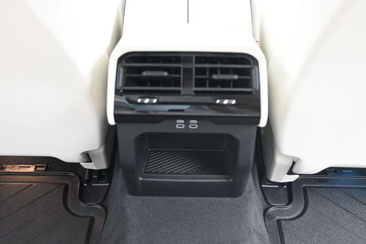 2025 BMW i5 Sedan xDrive40