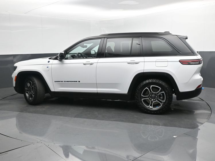 2023 Jeep Grand Cherokee 4xe Trailhawk